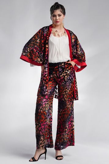 Costum fluid tip kimono cu pantalon Aida